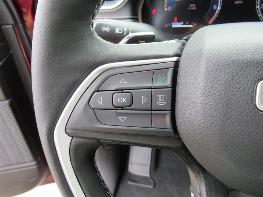 2025 Jeep Grand Cherokee Laredo X photo 16