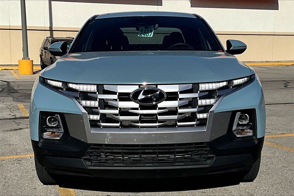 Used 2022 Hyundai Santa Cruz SEL with VIN 5NTJBDAE3NH036762 for sale in Kansas City