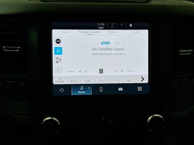 New 2024 Diamond Black Crystal Pearl-Coat Exterior Paint RAM Tradesman image 14