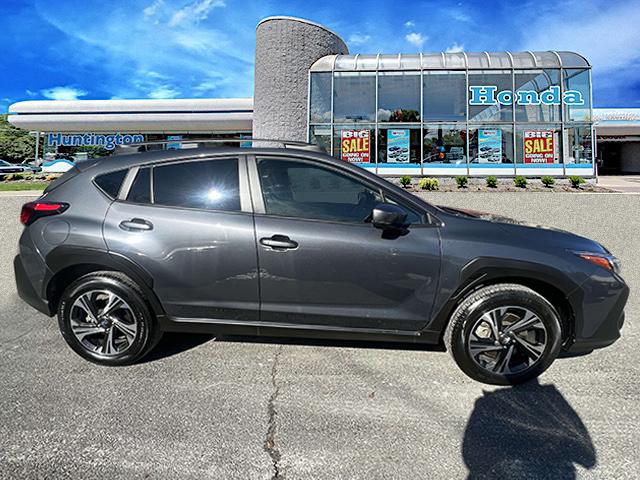 2024 Subaru Crosstrek Premium photo 3