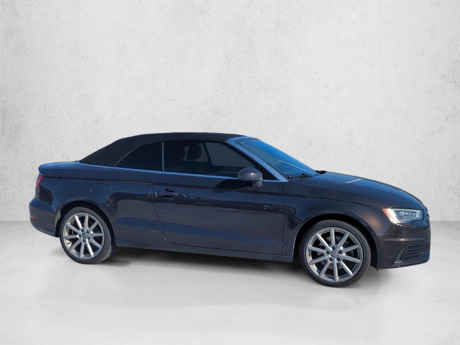 2015 Audi A3 Quattro 2.0T Premium Plus photo 4