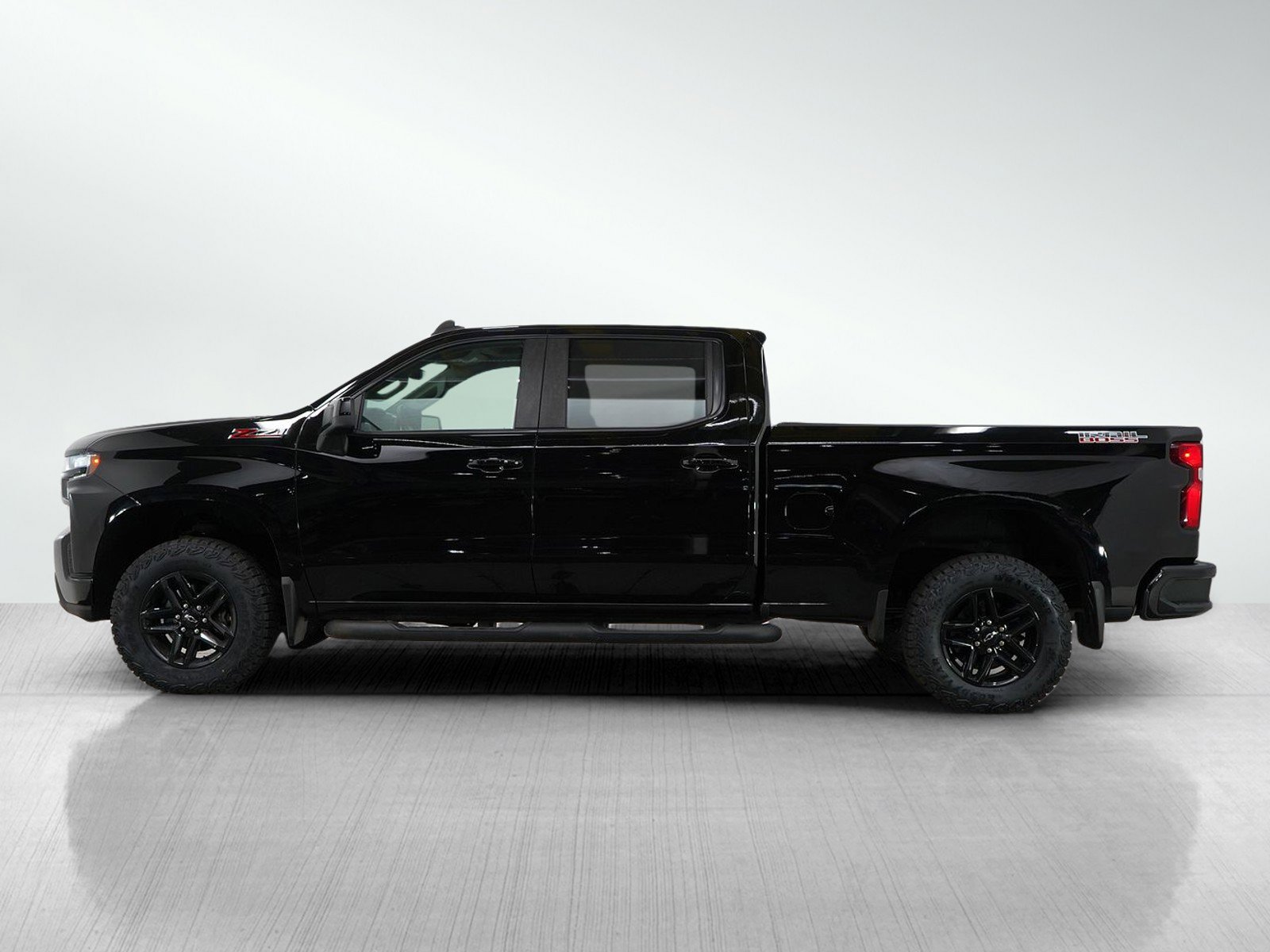 Used 2020 Chevrolet Silverado 1500 LT Trail Boss with VIN 1GCPYFED7LZ116169 for sale in Bloomington, Minnesota