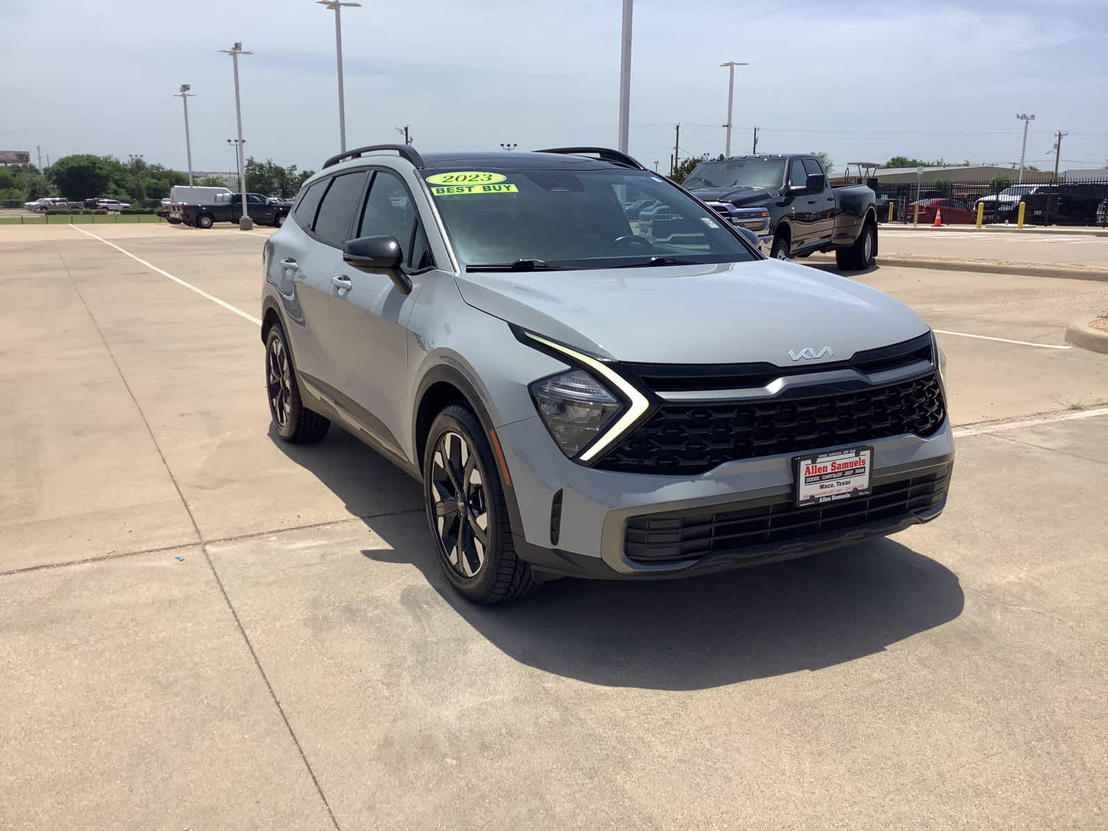 2023 Kia Sportage X-Line photo 3