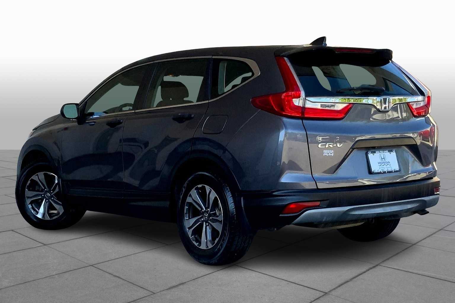 2019 Honda CR-V LX photo 11