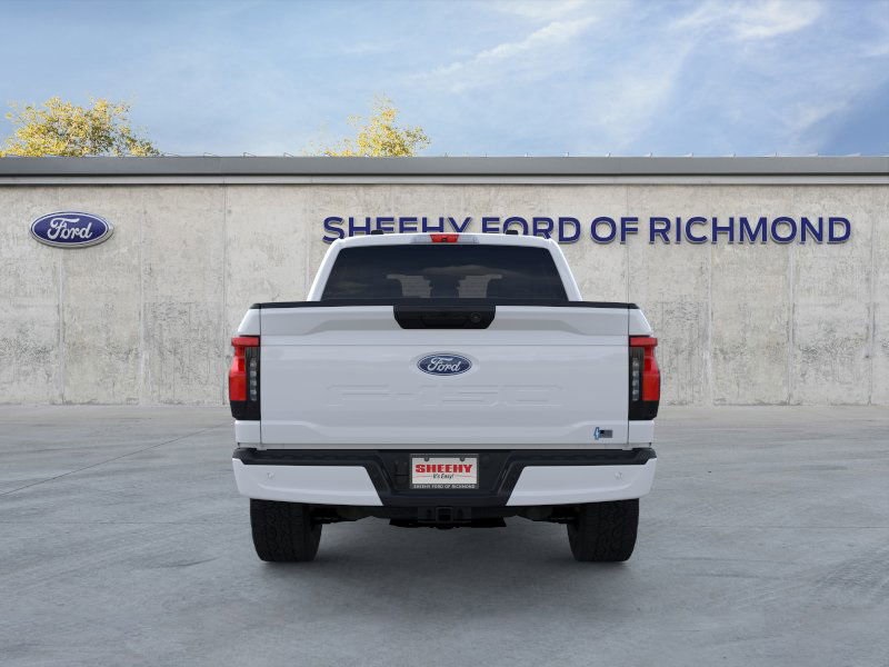 2025 Ford F-150 Lightning XLT photo 6