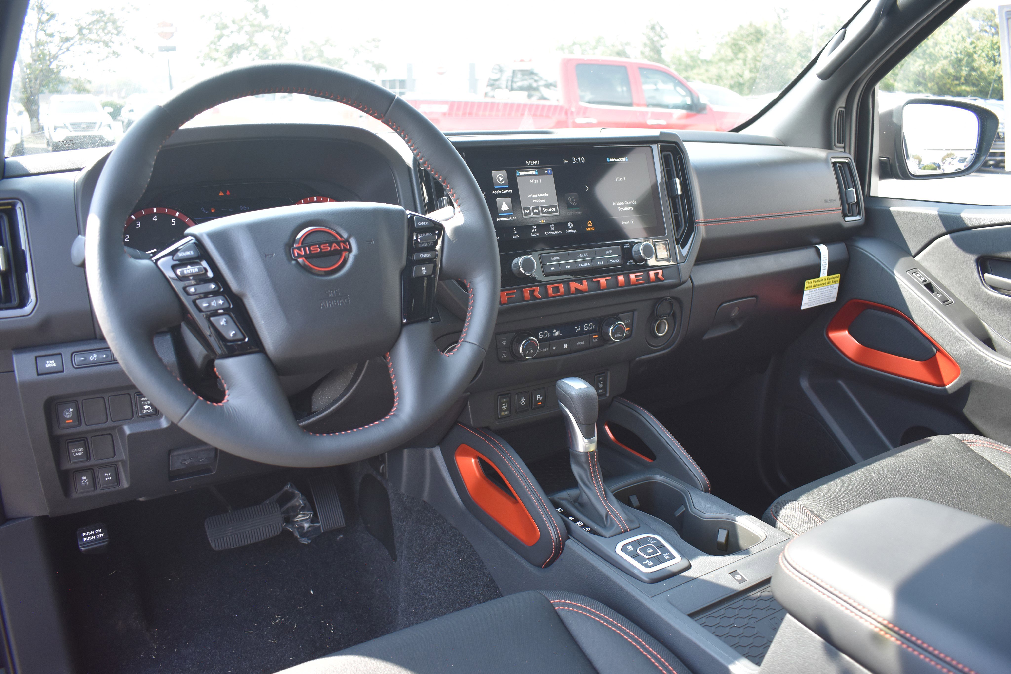 2026 Nissan Frontier PRO-4X photo 6