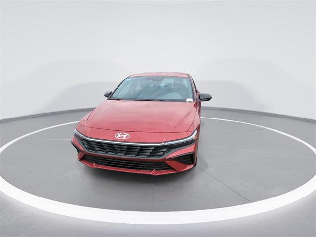 2025 Hyundai Elantra Hybrid SEL Sport photo 3