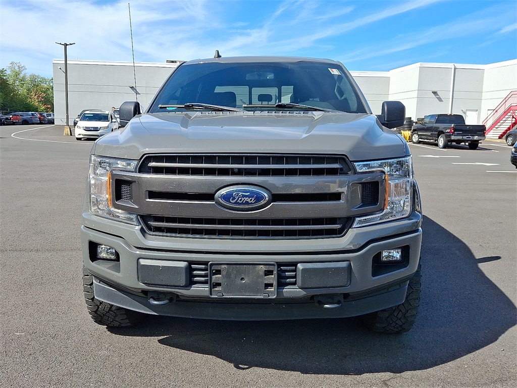 2018 Ford F-150 XLT photo 2