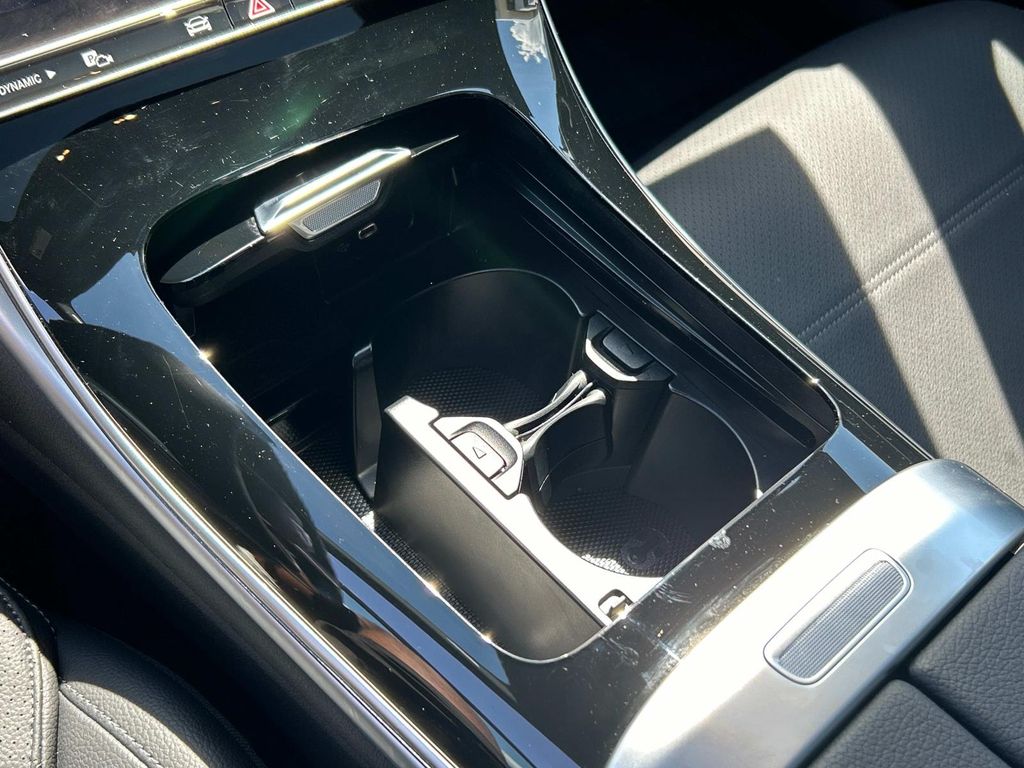 2024 Mercedes Benz C 300 4MATIC photo 42