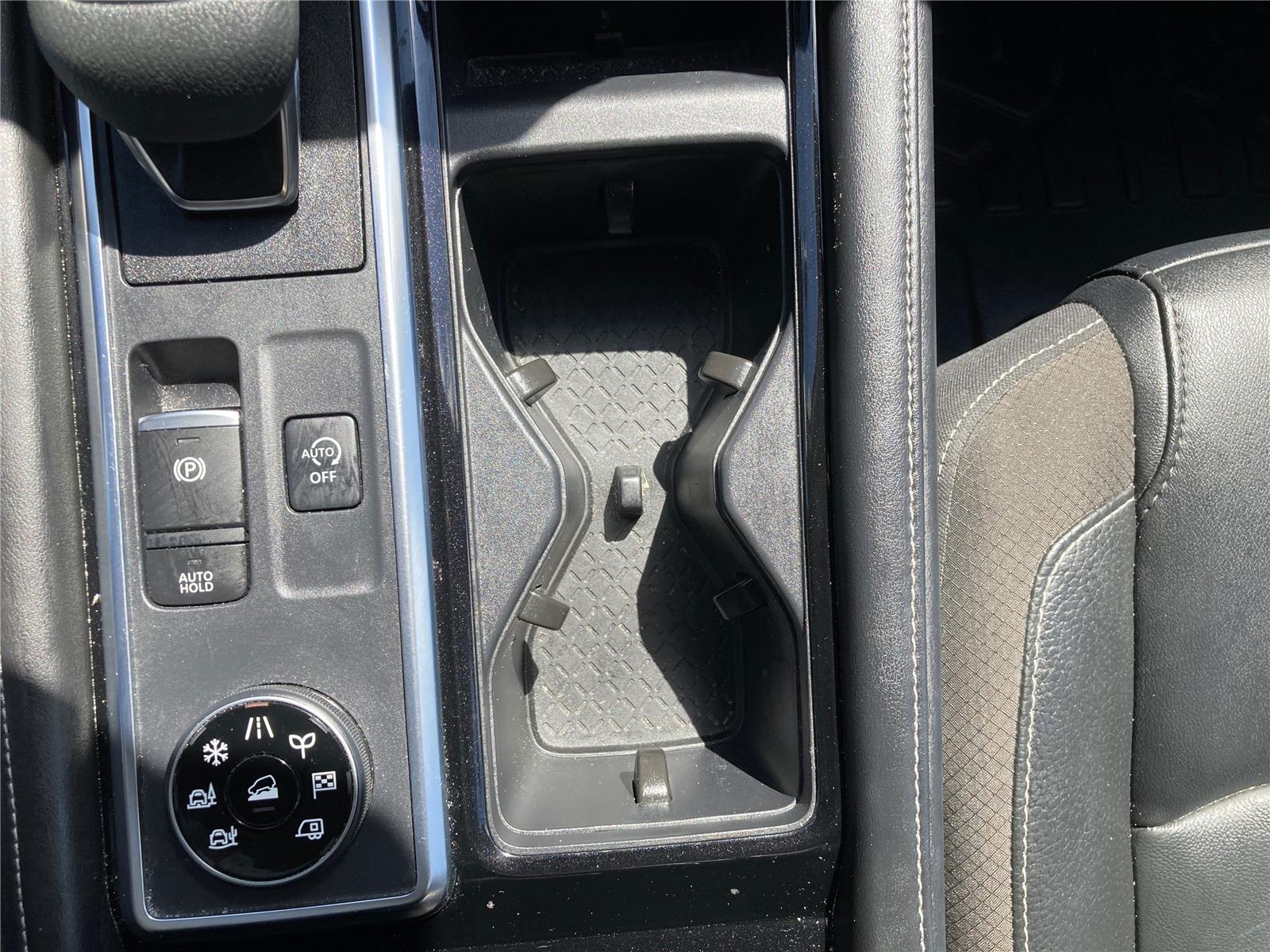 2023 Nissan Pathfinder SL photo 26