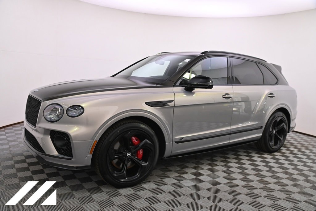 Used 2023 Bentley Bentayga S with VIN SJAAT2ZV8PC021940 for sale in Minneapolis, Minnesota