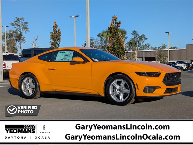 2026 Ford Mustang EcoBoost Premium's photo