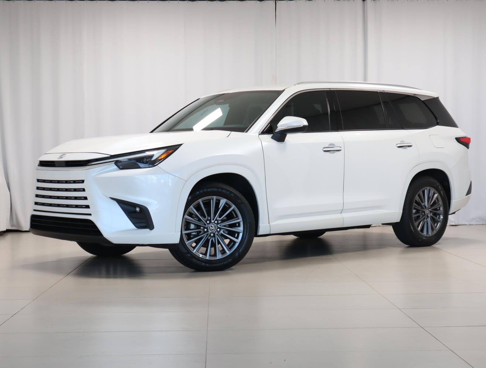 2024 Lexus TX 350's photo