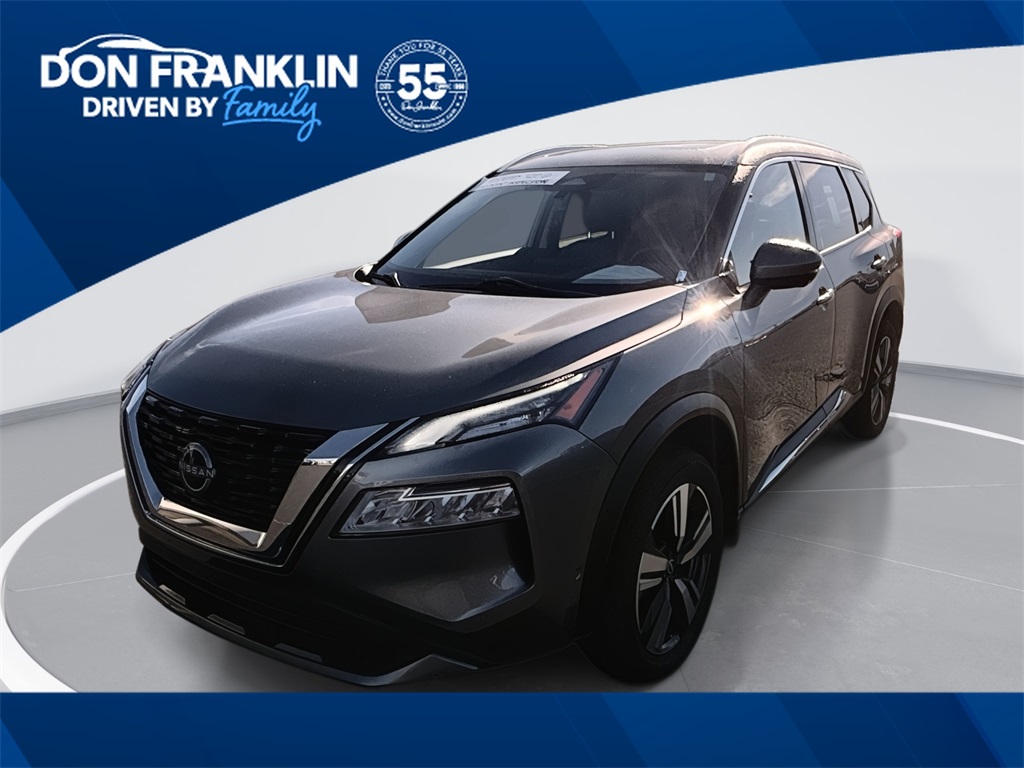 2023 Nissan Rogue SL's photo