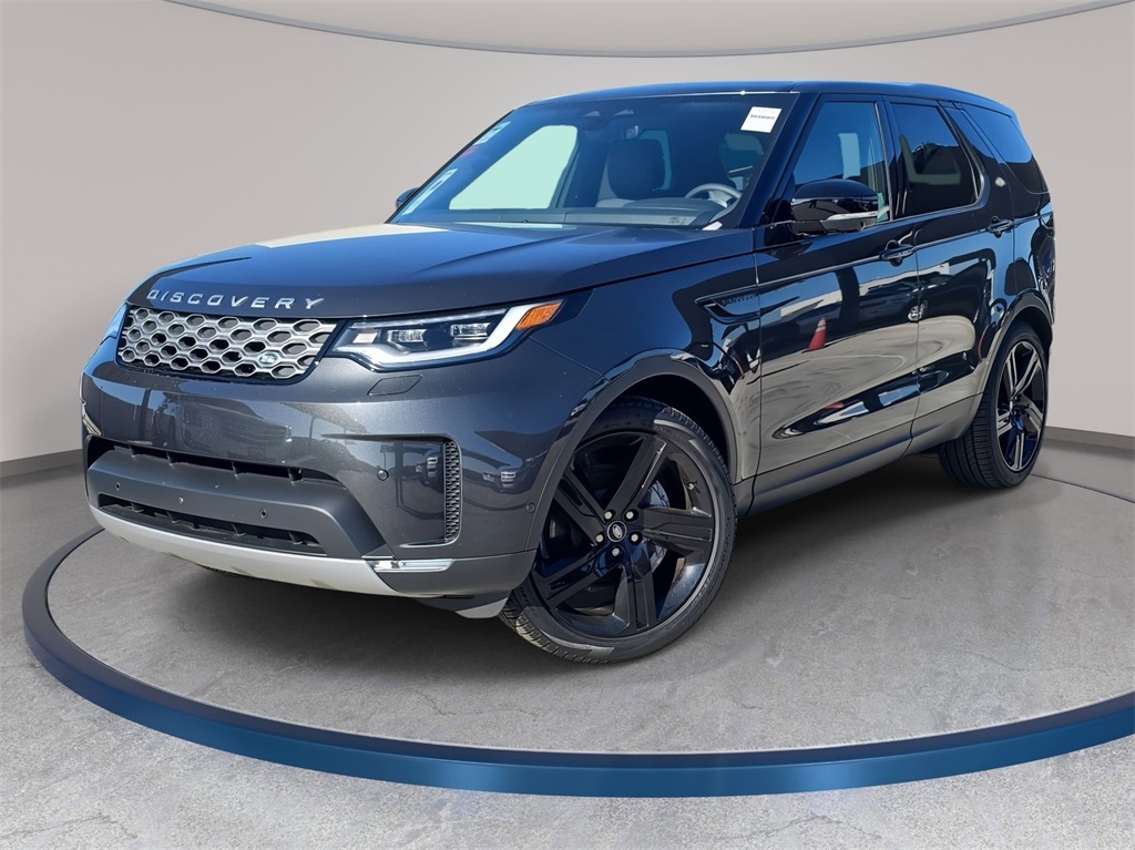 2025 Land Rover Discovery S's photo