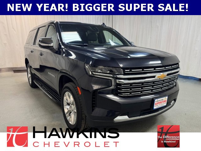 2023 Chevrolet Suburban Premier's photo