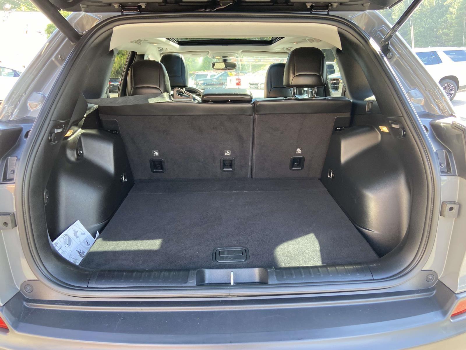 2019 Jeep Cherokee Trailhawk photo 32