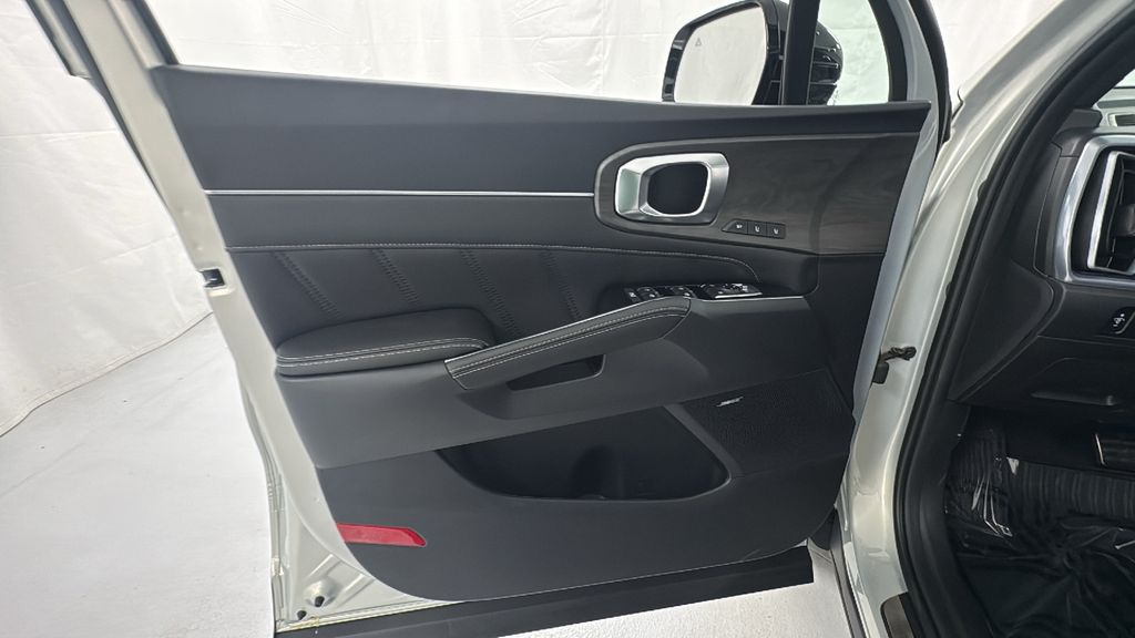2026 Kia Sorento X-Line SX Prestige photo 20