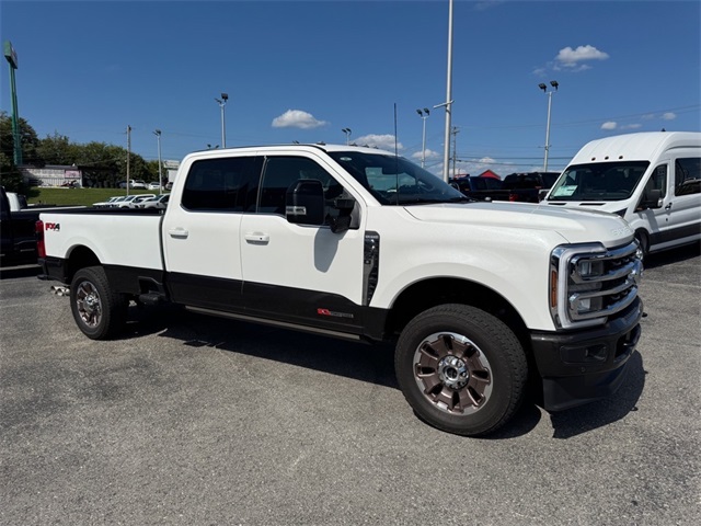 2024 Ford F-350 King Ranch photo 3