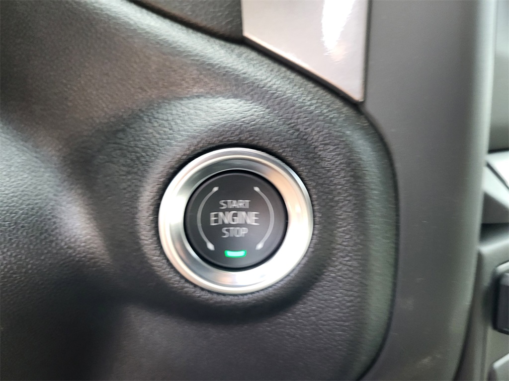 2022 Ford Bronco Outer Banks photo 10