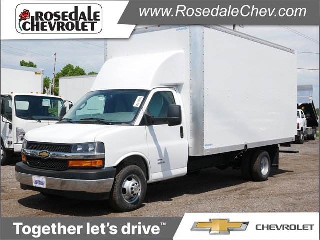 2025 Chevrolet Express Cutaway Base's photo