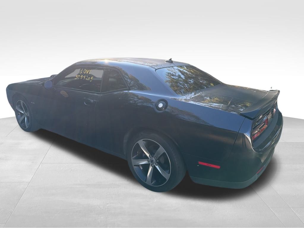 2018 Dodge Challenger R/T photo 3