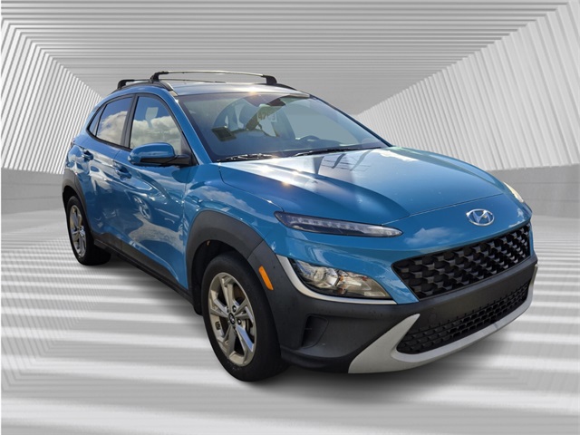 2023 Hyundai Kona SEL photo 3