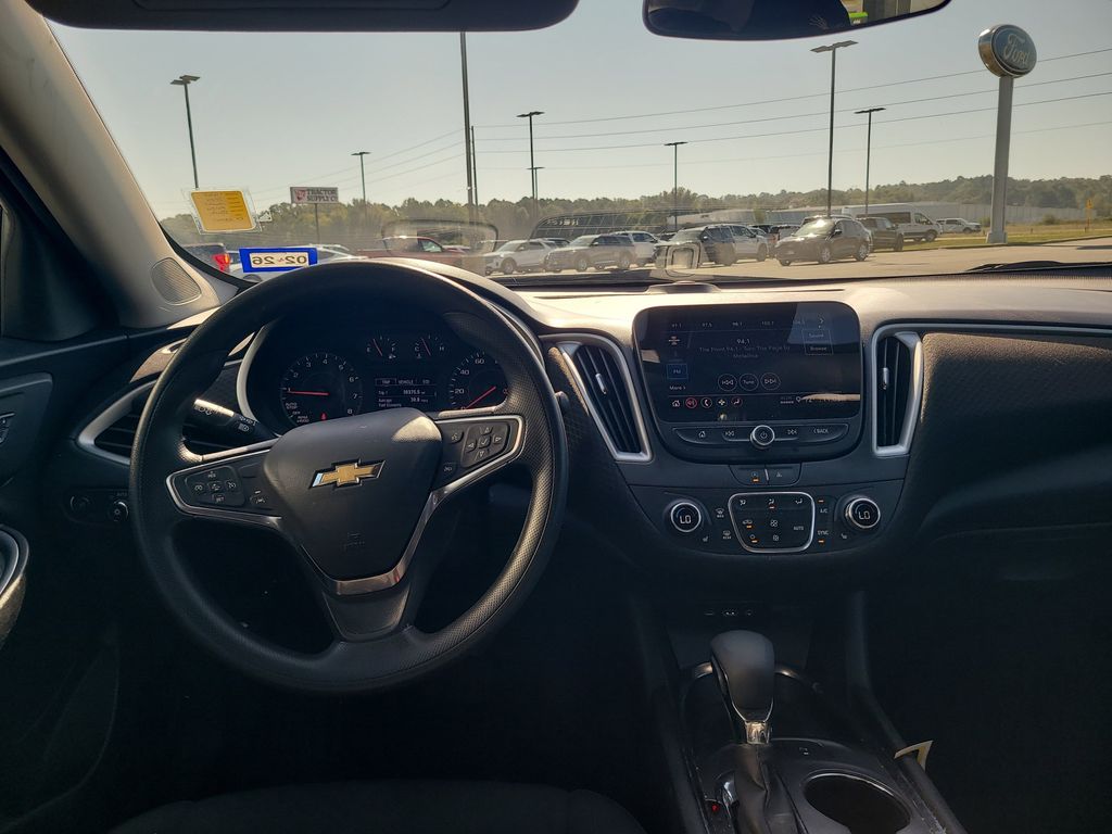 2024 Chevrolet Malibu 1LT photo 23