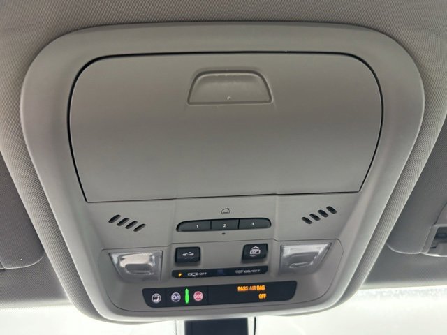 2019 Chevrolet Equinox LT photo 32