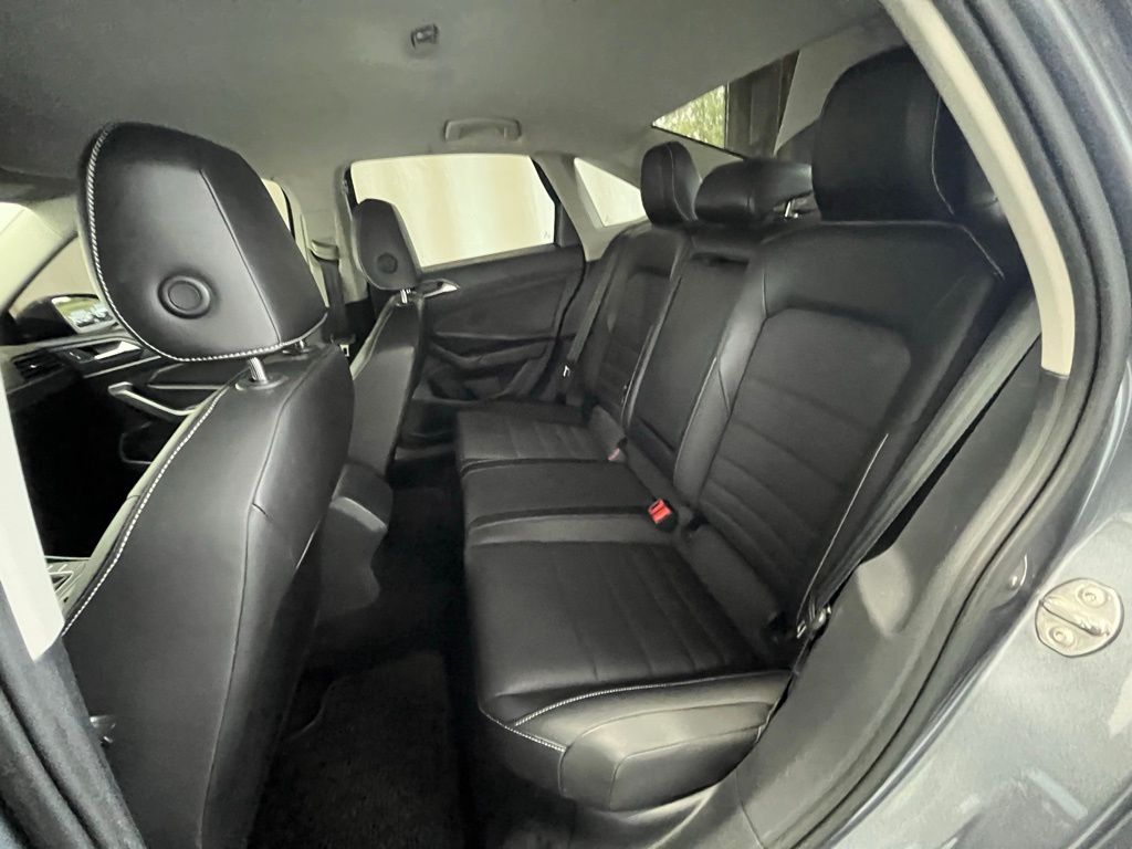 2022 Volkswagen Jetta 1.5T SE photo 22