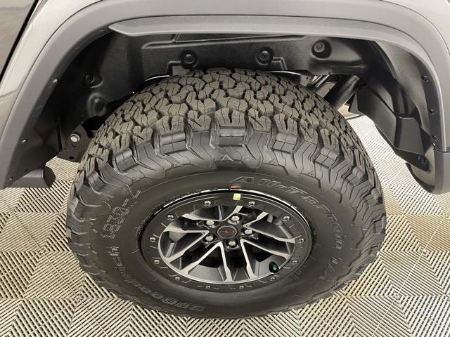 2025 Jeep Wrangler Rubicon X photo 15