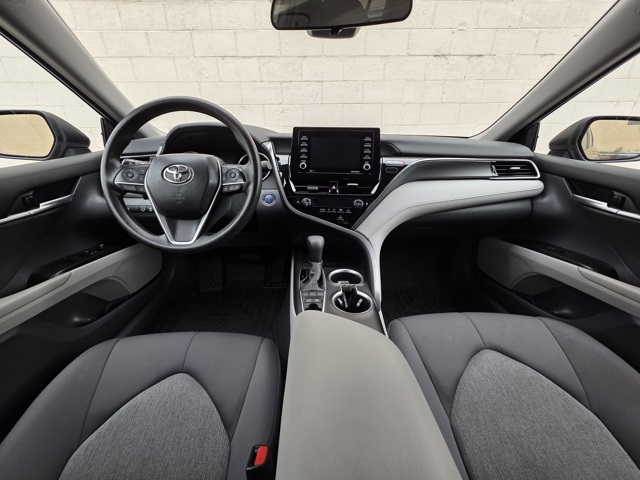 2023 Toyota Camry Hybrid LE photo 12