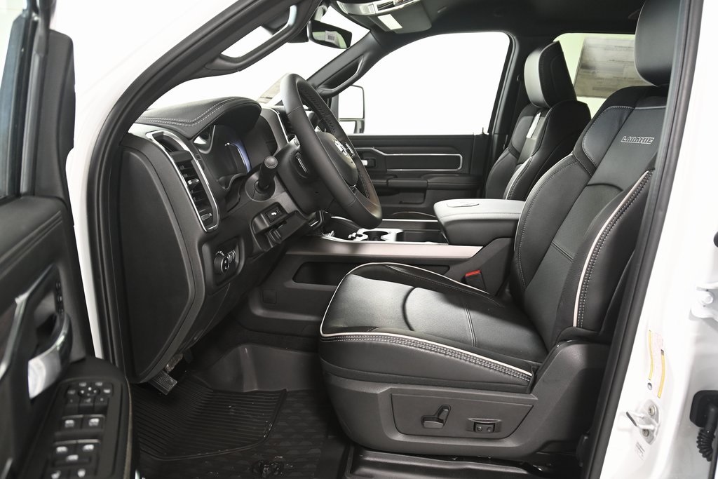 2025 Ram 2500 Laramie photo 10