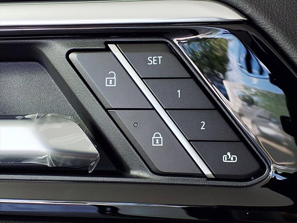 2026 Chevrolet Tahoe LT photo 7