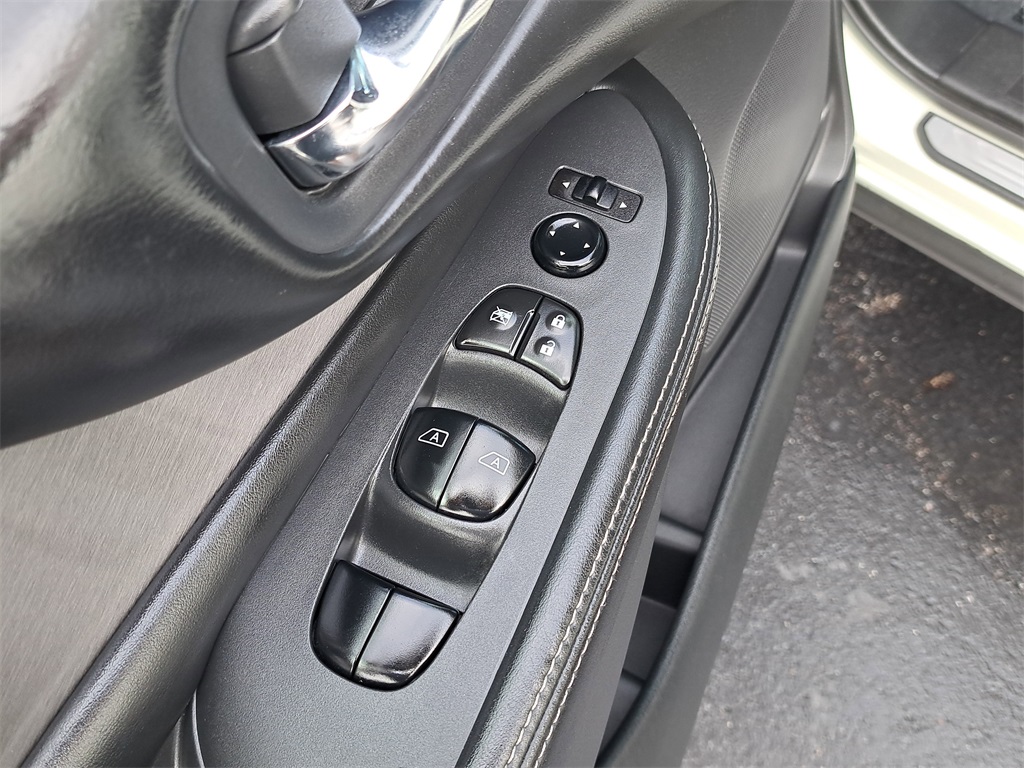 2020 Nissan Murano S photo 20