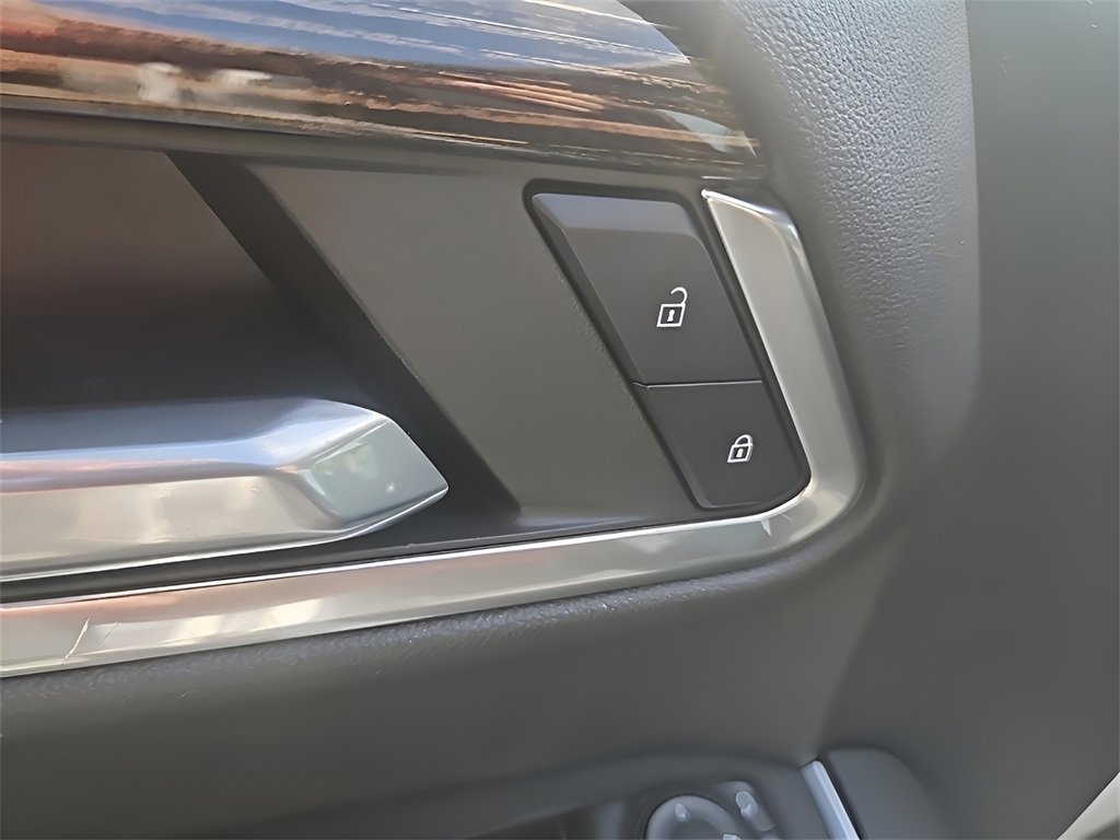 2024 Gmc Sierra Elevation photo 16