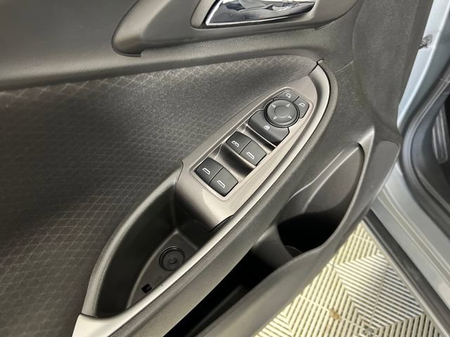 2023 Chevrolet Malibu 1LT photo 10
