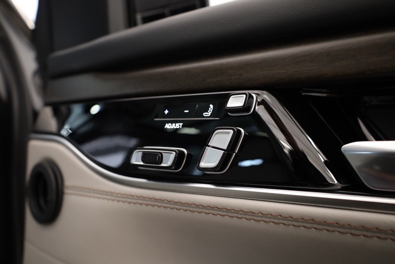 2022 Jeep Grand Wagoneer I photo 33