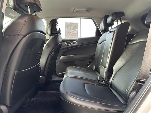 2025 Kia Sportage EX photo 19