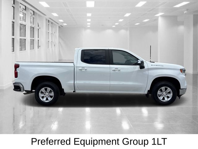 2025 Chevrolet Silverado 1500 LT photo 2