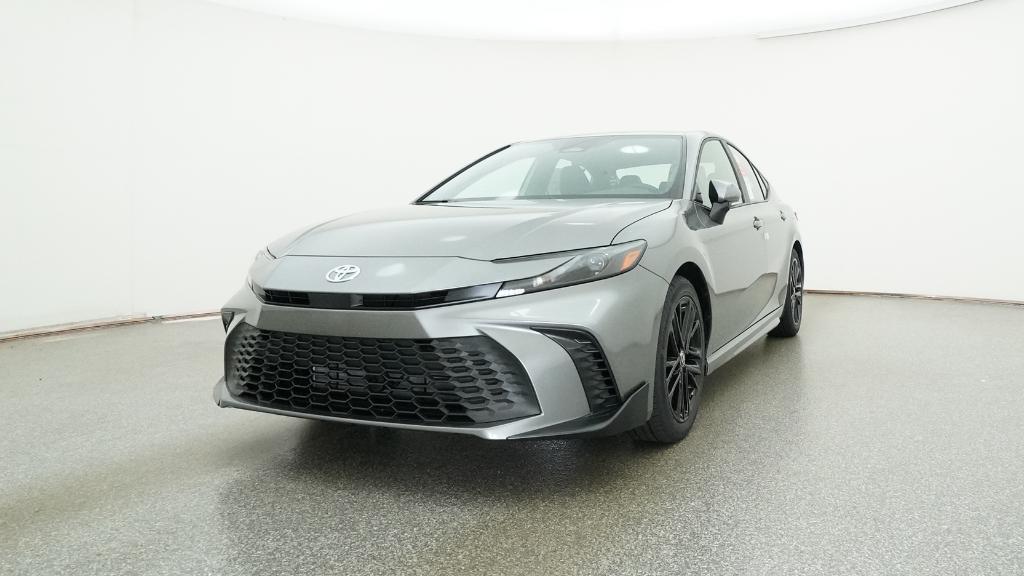 2026 Toyota Camry SE photo 4