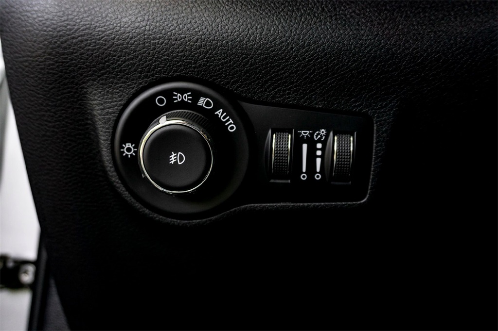 2024 Jeep Compass Trailhawk photo 13