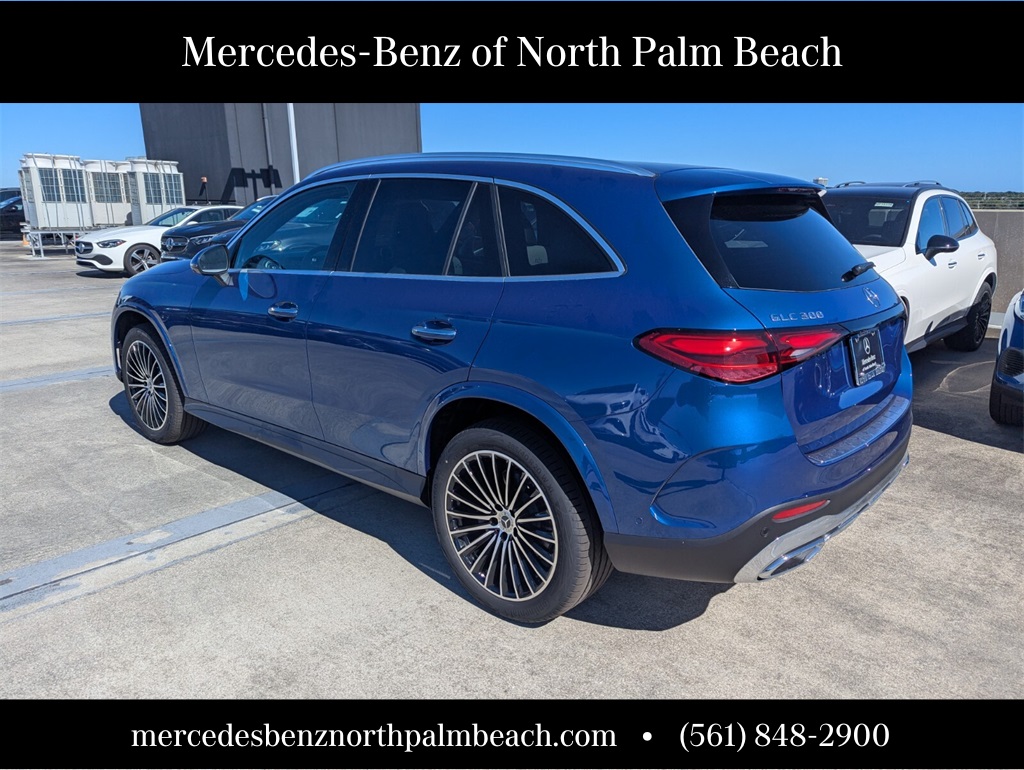 2026 Mercedes Benz GLC 300 photo 4