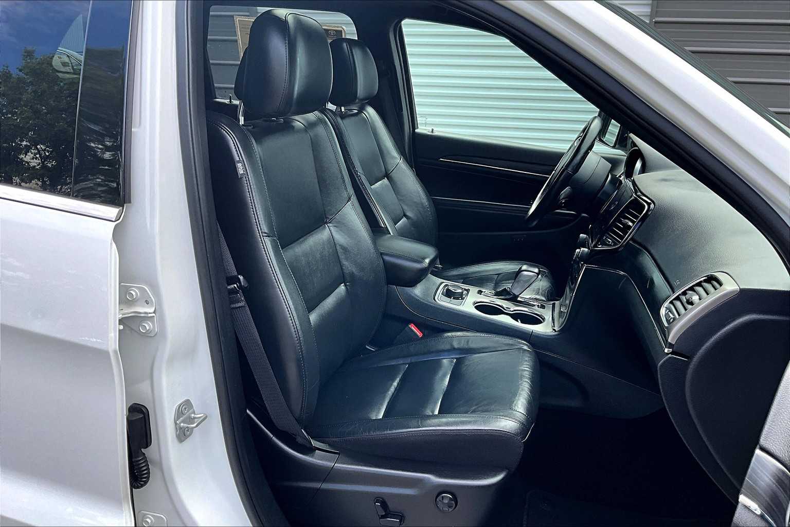 2020 Jeep Grand Cherokee Limited photo 6