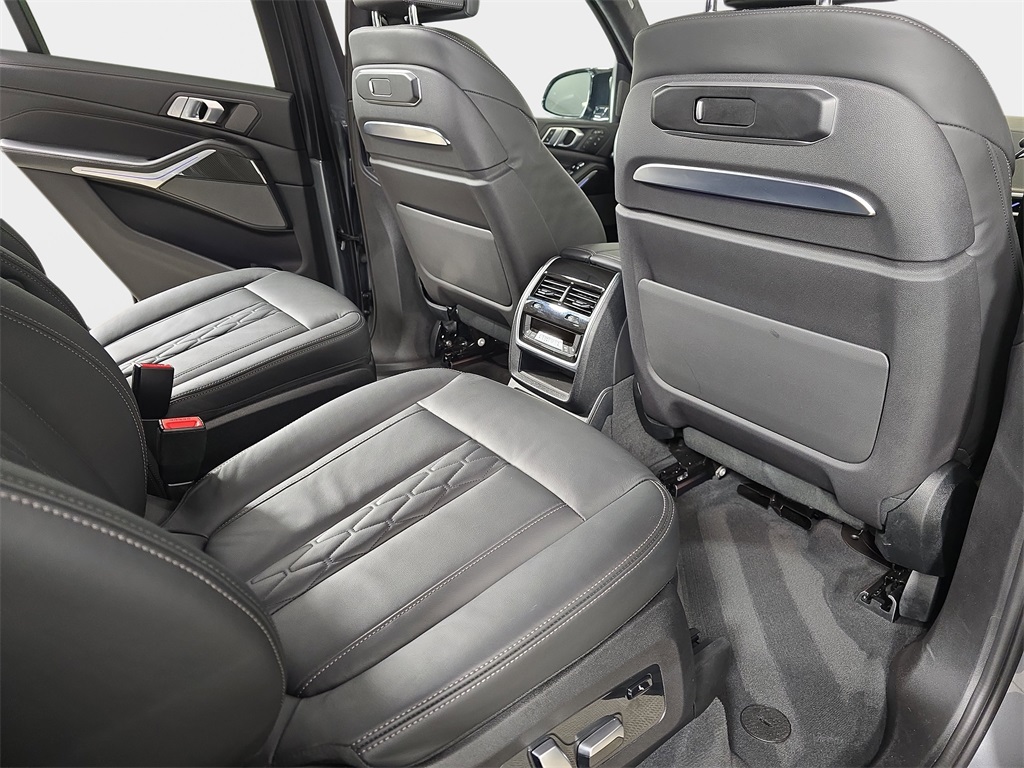 2023 Bmw X7 M60i photo 10