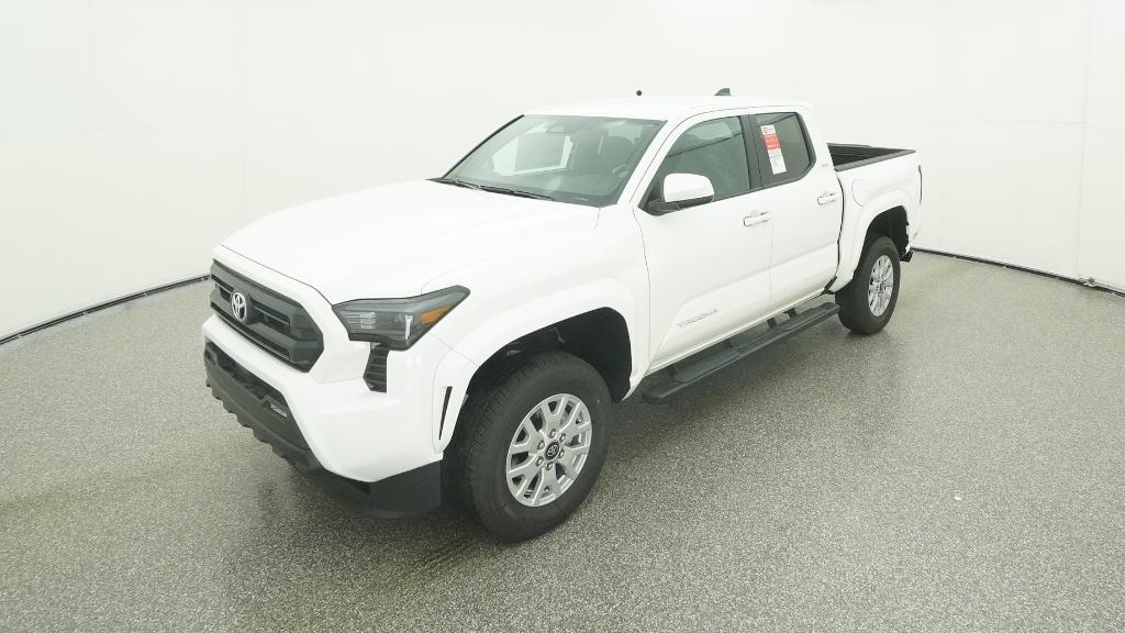2025 Toyota Tacoma SR5's photo