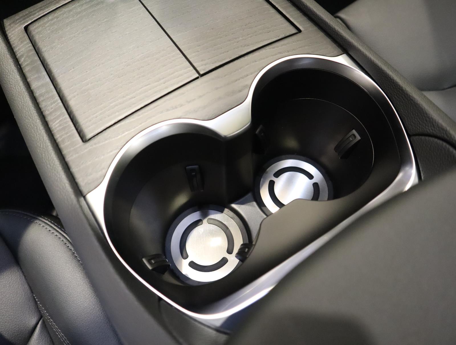 New 2024 Bianco Astro Metallic Maserati GT AWD image 31