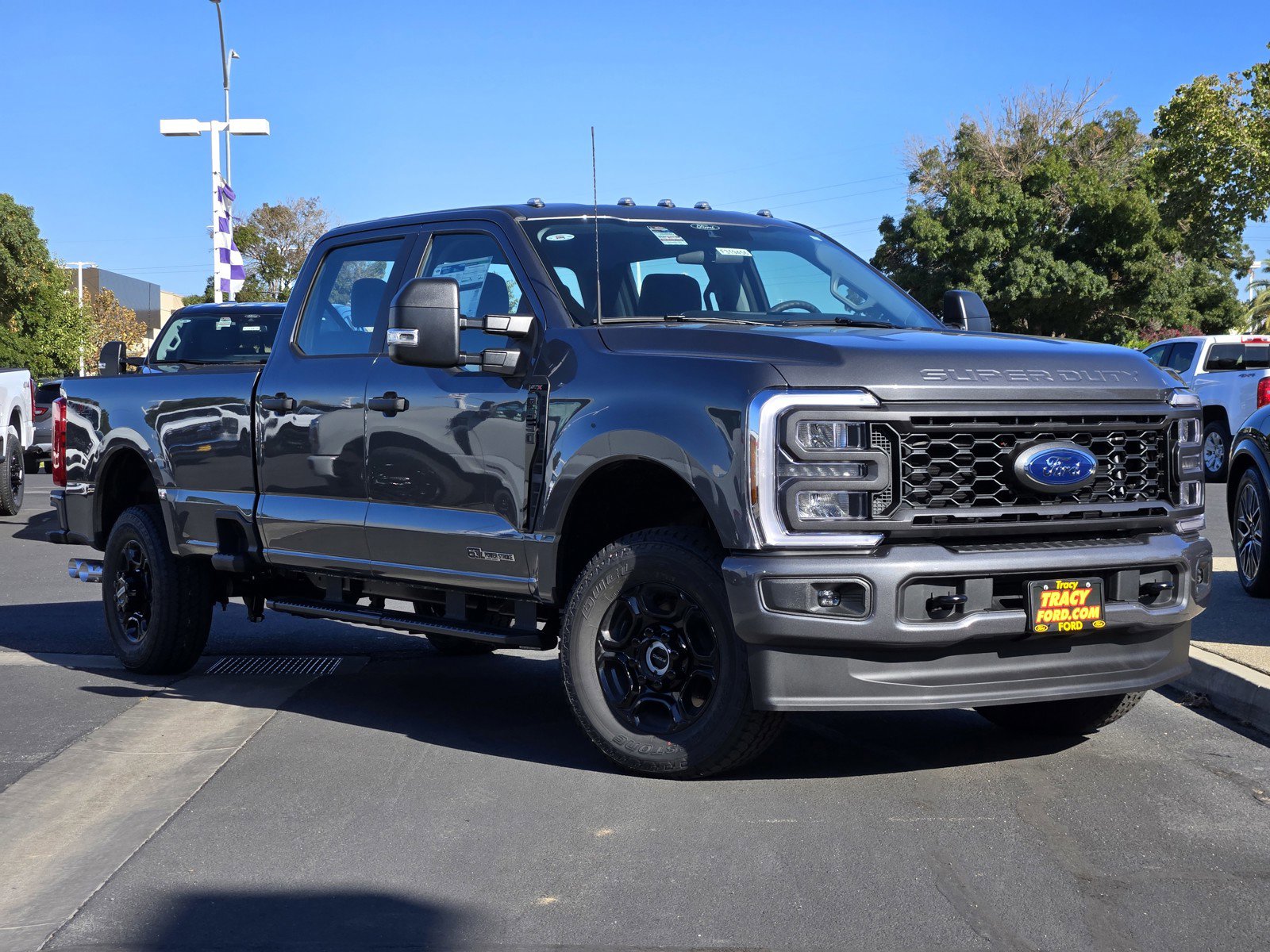 2026 Ford F-350 Super Duty XL's photo