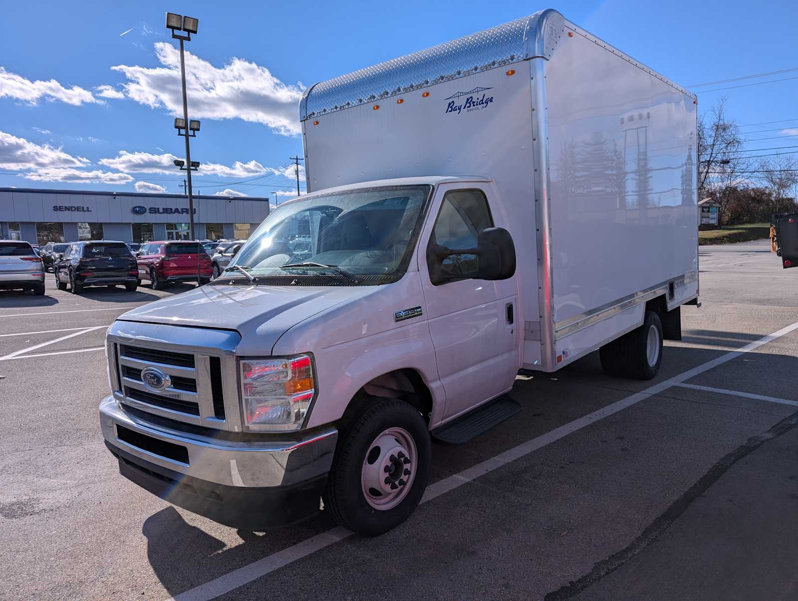 2025 Ford E-Series Cutaway Base's photo