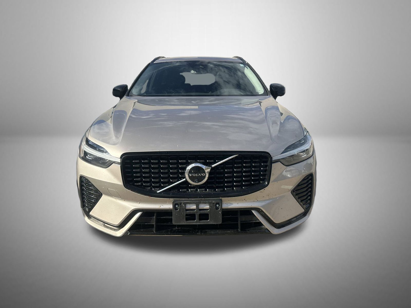 2025 Volvo XC60 B5 Plus photo 4